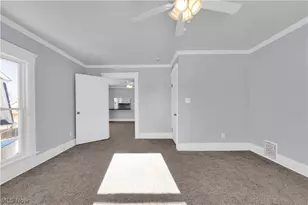 1026 W Fourth St, Lorain, OH 44052 - Photo 11