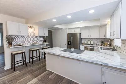 2033 Carlile Drive, Uniontown, OH 44685 - Photo 11