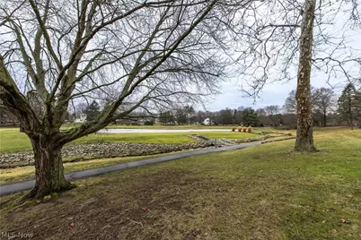 2033 Carlile Drive, Uniontown, OH 44685 - Photo 5