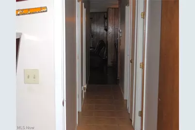 5743 Mills Creek Lane, North Ridgeville, OH 44039 - Photo 19