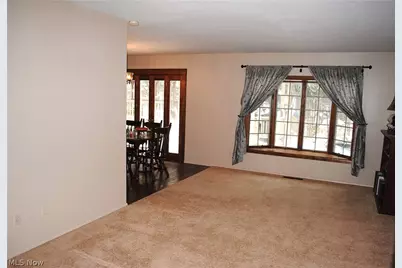 5743 Mills Creek Lane, North Ridgeville, OH 44039 - Photo 5