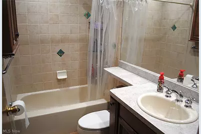 5743 Mills Creek Lane, North Ridgeville, OH 44039 - Photo 29