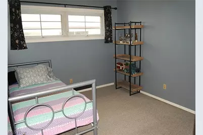 5743 Mills Creek Lane, North Ridgeville, OH 44039 - Photo 25