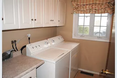 5743 Mills Creek Lane, North Ridgeville, OH 44039 - Photo 27