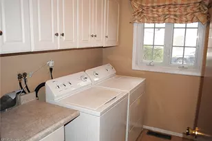 5743 Mills Creek Ln, North Ridgeville, OH 44039 - Photo 27