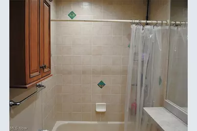 5743 Mills Creek Lane, North Ridgeville, OH 44039 - Photo 31