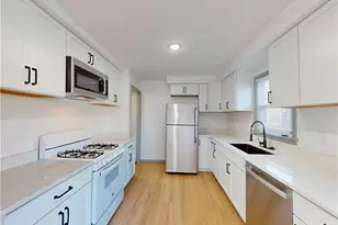 28507 Lakeshore Blvd, Willowick, OH 44095 - Photo 3