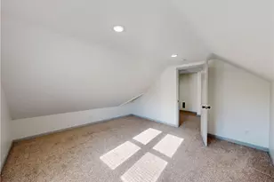 28507 Lakeshore Blvd, Willowick, OH 44095 - Photo 17