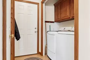 7020 Sweetwater Rd NE, Canton, OH 44721 - Photo 7