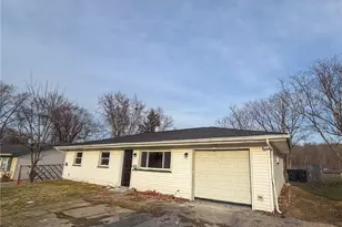 3232 Elm Hill Dr NW, Warren, OH 44485 - Photo 3