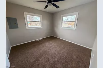 3232 Elmhill Drive NW, Warren, OH 44485 - Photo 13