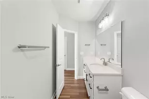 461 Harbor Ln, Lorain, OH 44052 - Photo 19