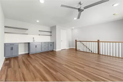 461 Harbor Lane, Lorain, OH 44052 - Photo 17