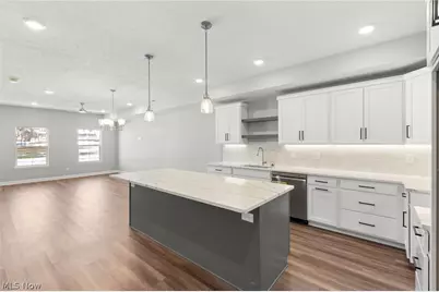 461 Harbor Lane, Lorain, OH 44052 - Photo 7