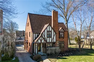 3616 Sutherland Rd, Huber Heights, OH 44122 - Photo 1