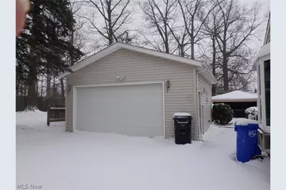 6103 Westbrook Drive, Brookpark, OH 44142 - Photo 5