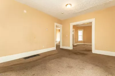 10401 Olivet Avenue, Loveland, OH 44108 - Photo 13