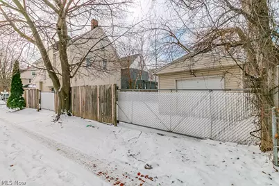 10401 Olivet Avenue, Loveland, OH 44108 - Photo 37