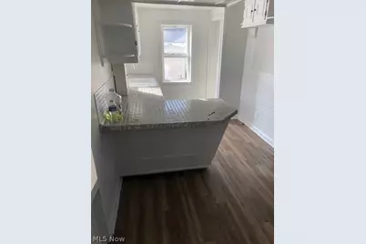 1351 Ivanhoe, Youngstown, OH 44502 - Photo 3