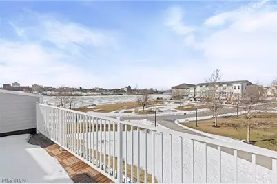 457 Harbor Lane, Lorain, OH 44052 - Photo 27