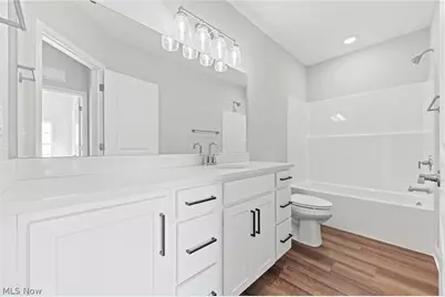 457 Harbor Lane, Lorain, OH 44052 - Photo 19