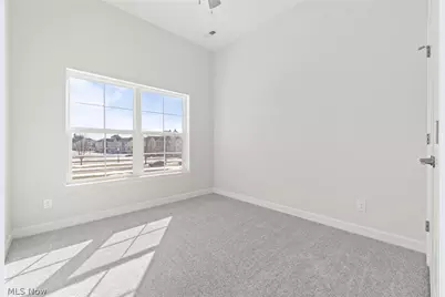 457 Harbor Lane, Lorain, OH 44052 - Photo 25