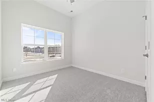 457 Harbor Ln, Lorain, OH 44052 - Photo 25