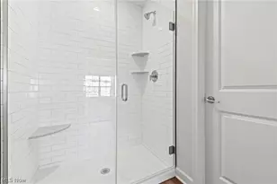457 Harbor Ln, Lorain, OH 44052 - Photo 21