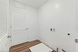 457 Harbor Ln, Lorain, OH 44052 - Photo 17