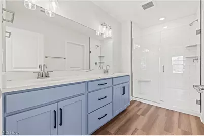 457 Harbor Lane, Lorain, OH 44052 - Photo 23