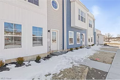 457 Harbor Lane, Lorain, OH 44052 - Photo 35