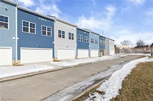 453 Harbor Ln, Lorain, OH 44052 - Photo 45