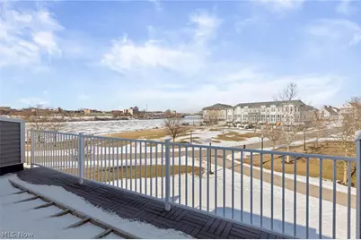 453 Harbor Lane, Lorain, OH 44052 - Photo 37