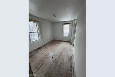 10708 Grantwood Avenue, Loveland, OH 44108 - Photo 5