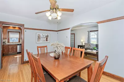 923 Cambridge Road, Cleveland Heights, OH 44121 - Photo 7