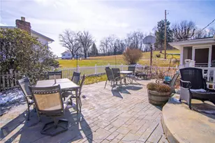 49314 Johnson Dr, St Clairsville, OH 43950 - Photo 5