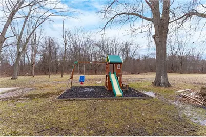 517 Ophelia Street, Newton Falls, OH 44444 - Photo 23