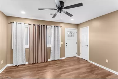 517 Ophelia Street, Newton Falls, OH 44444 - Photo 7