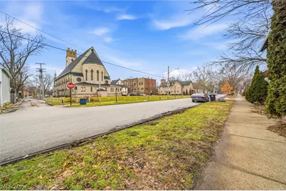 3202 Whitman Avenue, Loveland, OH 44113 - Photo 9