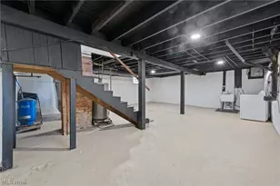 4119 Paradise St SW, Canton, OH 44706 - Photo 31