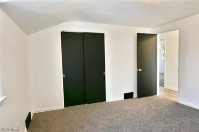 8351 Chesterton Drive, Youngstown, OH 44514 - Photo 27