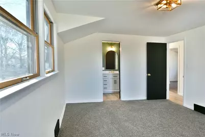 8351 Chesterton Drive, Youngstown, OH 44514 - Photo 31