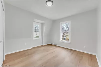 242 Orchard Avenue, Cuyahoga Falls, OH 44221 - Photo 15