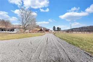 20595 Happy Hollow Rd, Laurelville, OH 43135 - Photo 23