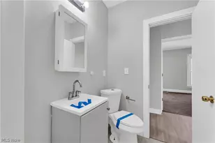 3877 W 31st St, Loveland, OH 44109 - Photo 25