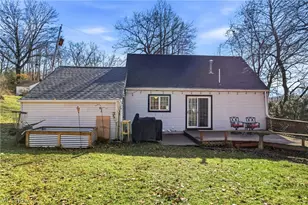 306 Park Ave, Lowellville, OH 44436 - Photo 39