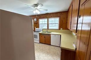 2229 Schneider St NW, North Canton, OH 44720 - Photo 7