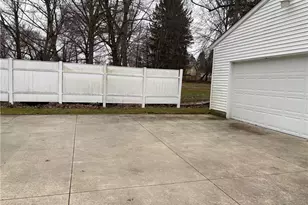 1550 Chapman Dr, Akron, OH 44305 - Photo 31