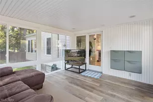 23052 Mastick Rd, North Olmsted, OH 44070 - Photo 21