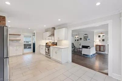 23052 Mastick Road, North Olmsted, OH 44070 - Photo 15